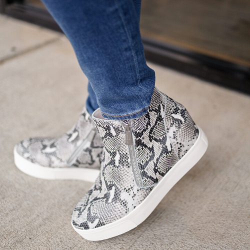 News: Sneakers are Walking over Stilettos