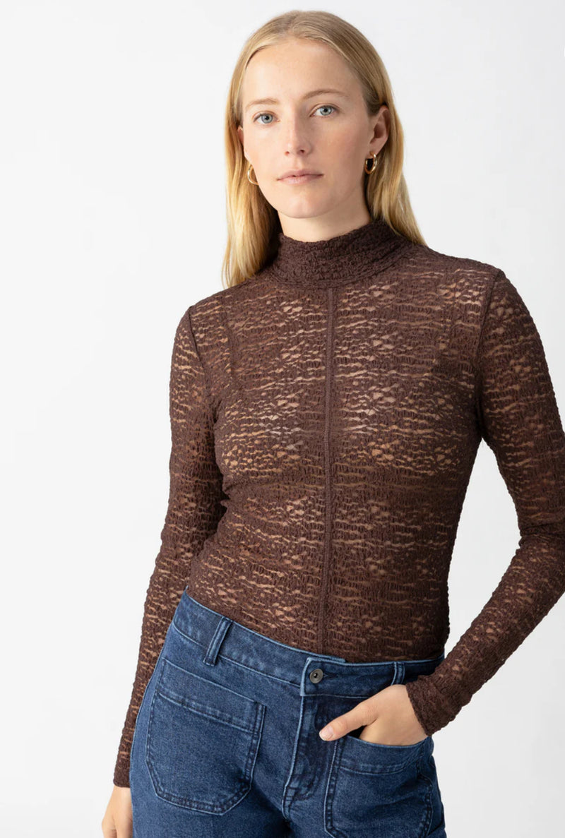 Textured Brown Sugar Top