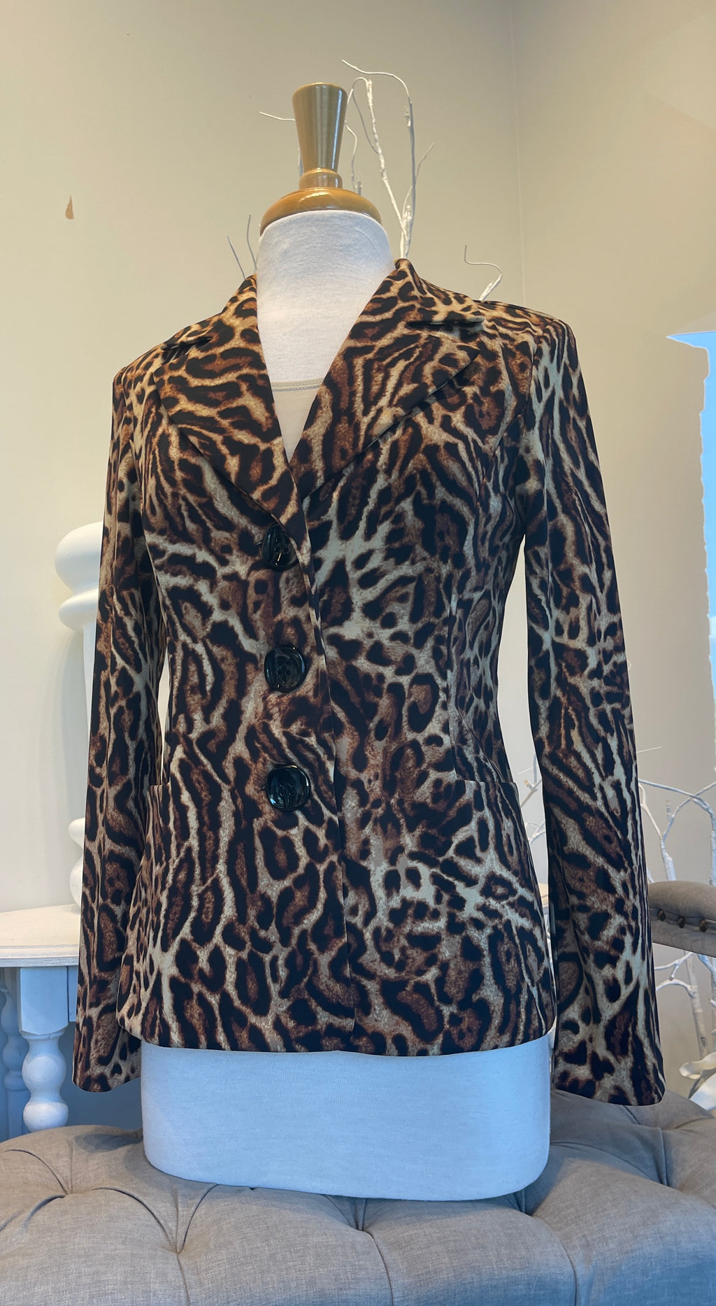 Silky Animal Print Blazer