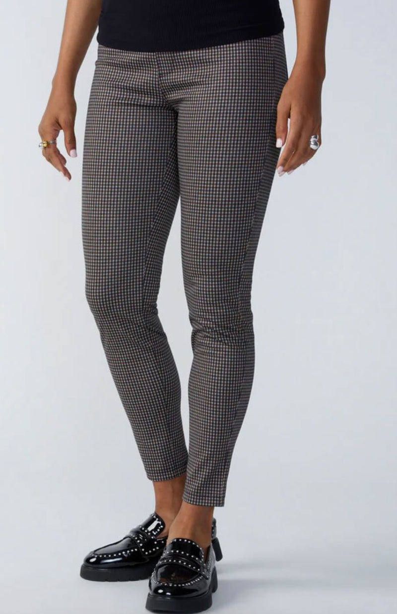 Runway Legging