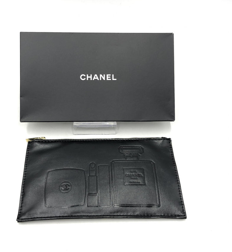 Chanel  Make Up Pouchette