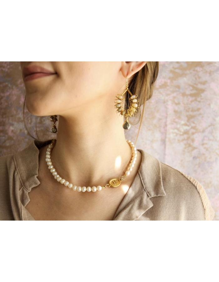 Strass 'CC' Pearl Necklace & Earrings Set